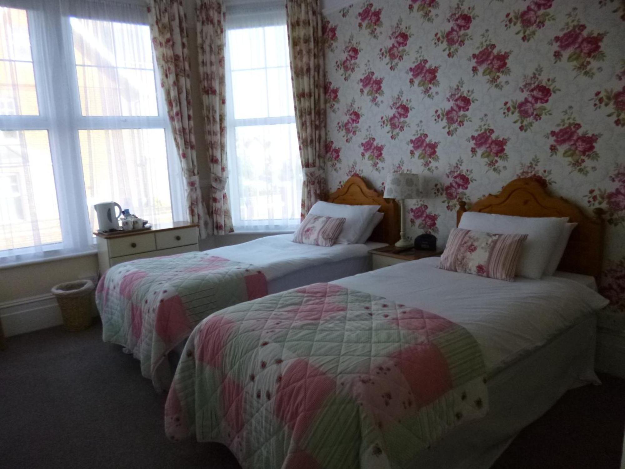 Beamsley Lodge B&B Ήστμπορν Δωμάτιο φωτογραφία