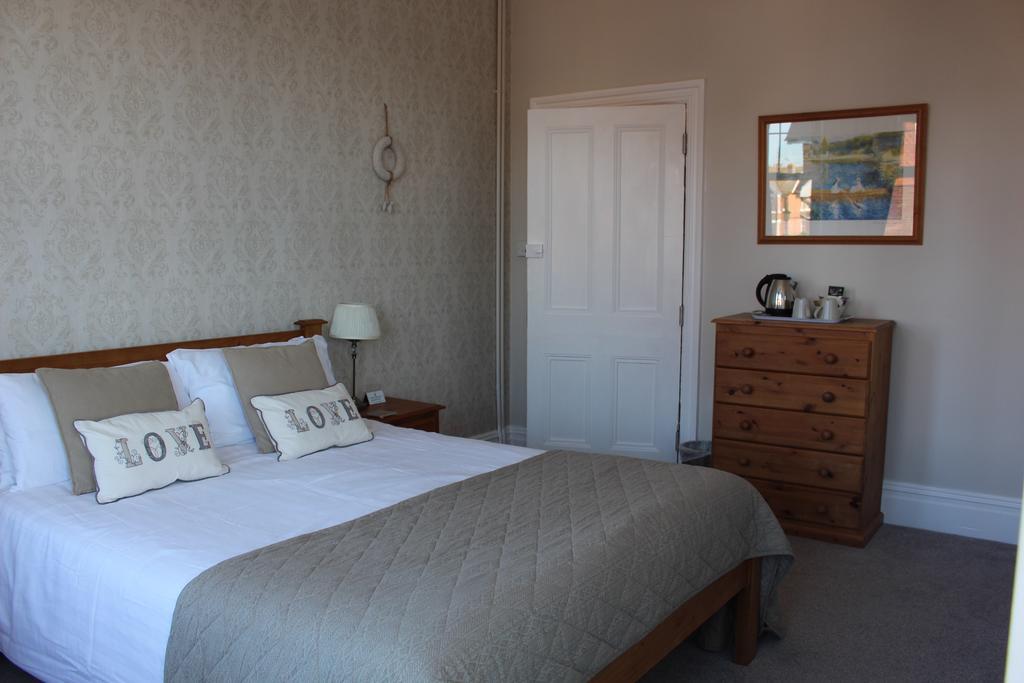 Beamsley Lodge B&B Ήστμπορν Εξωτερικό φωτογραφία