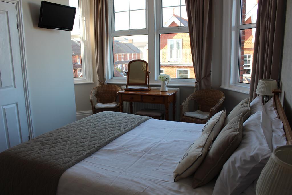 Beamsley Lodge B&B Ήστμπορν Εξωτερικό φωτογραφία