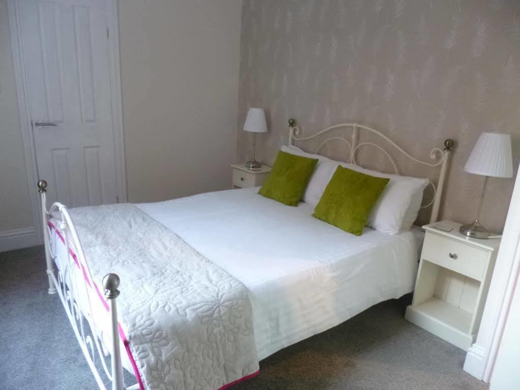 Beamsley Lodge B&B Ήστμπορν Εξωτερικό φωτογραφία