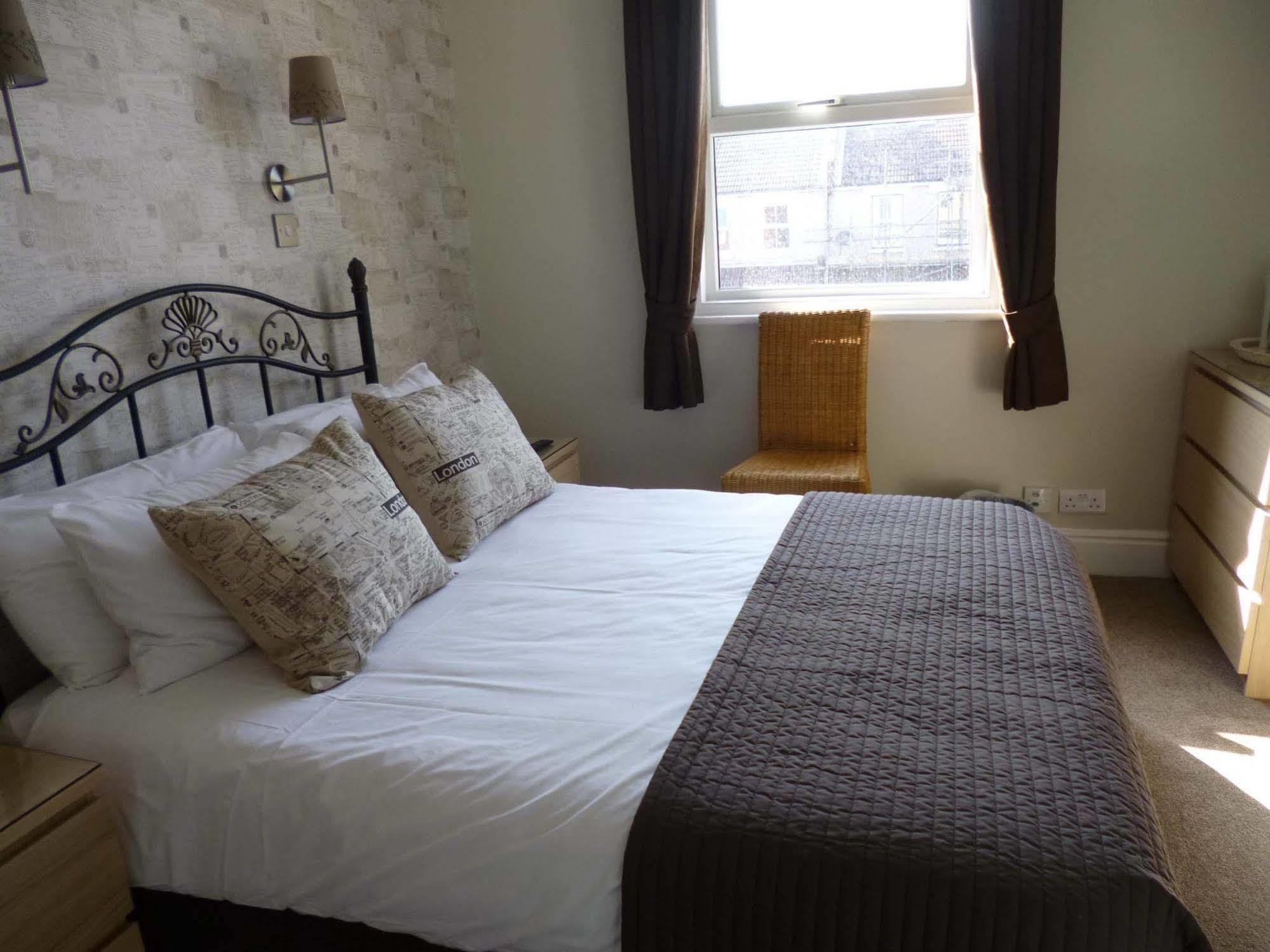 Beamsley Lodge B&B Ήστμπορν Εξωτερικό φωτογραφία