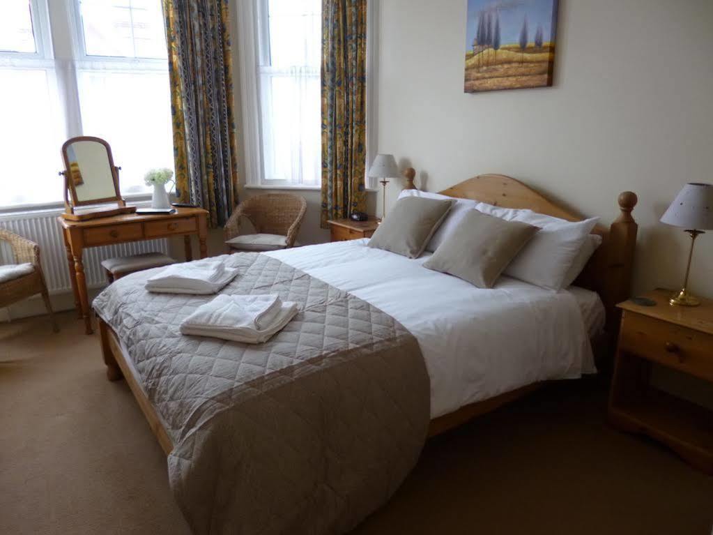 Beamsley Lodge B&B Ήστμπορν Εξωτερικό φωτογραφία